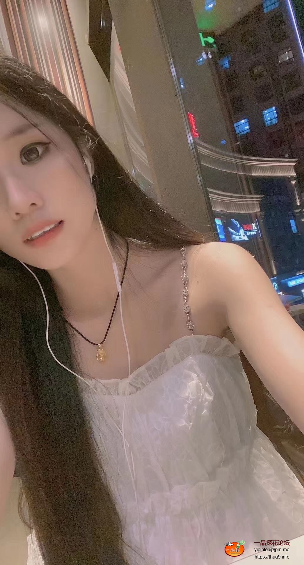 945897_C2QQFGY2WGAK69M.jpg